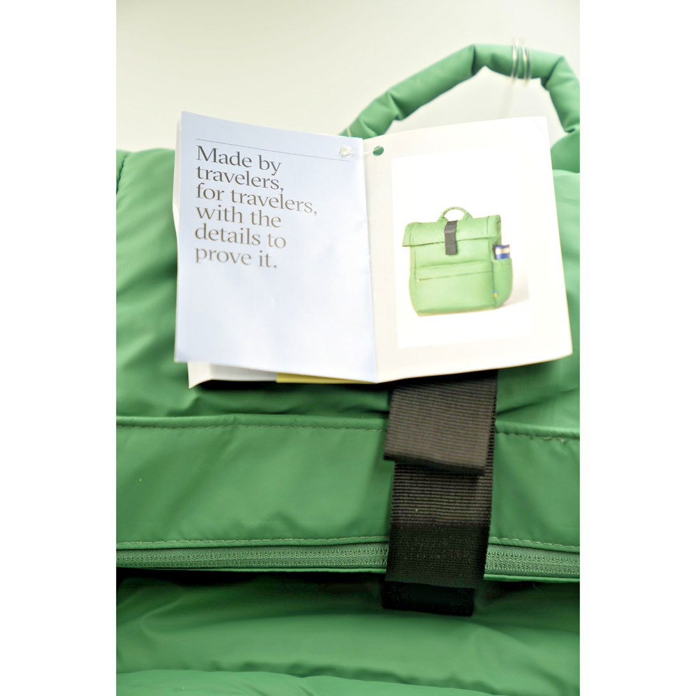 Green Puffer Backpack Bundle with Embark Lunchbox and 25+ Back to School Items - Picture 9 of 16